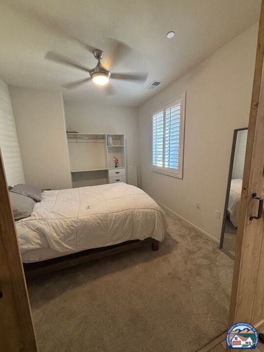 Building Photo - 2512 Vista Del Mar Ln