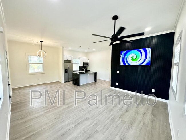 Building Photo - 1121 Zeigler St