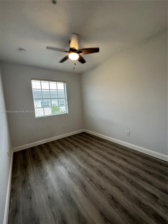 Building Photo - 155 SW 7th Ct