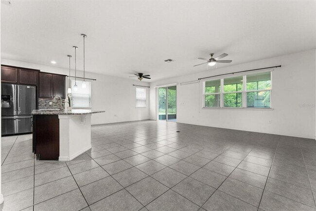 Building Photo - 11472 Wakeworth St