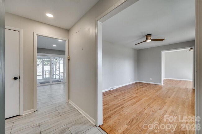 Building Photo - 1615 Tillman St