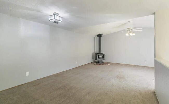 Building Photo - 2728 Almondwood Way