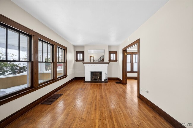 Building Photo - 1521 Grant Blvd