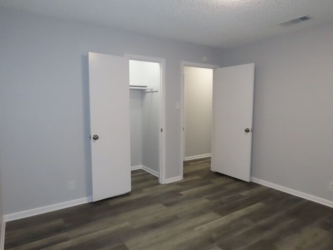 Building Photo - Whitehouse ISD - 3 Bedroom, 2 Bath Duplex, Lawn Care Provided!