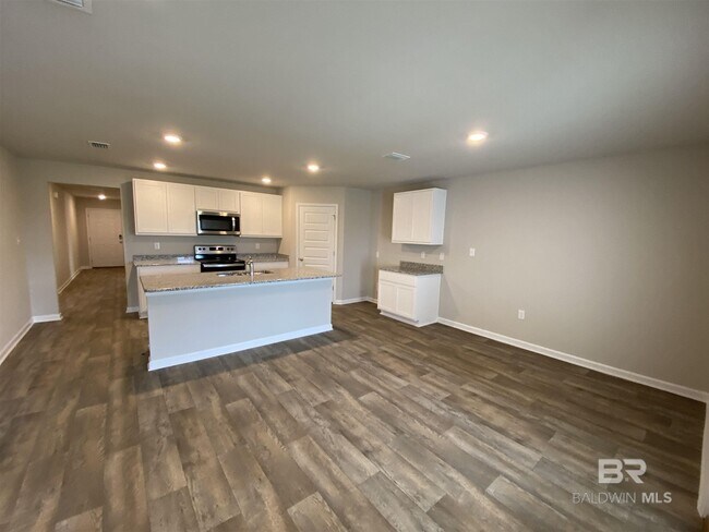 Building Photo - 24501 Tepin Ln