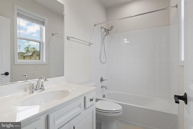 Building Photo - 12311 W Oaks Dr