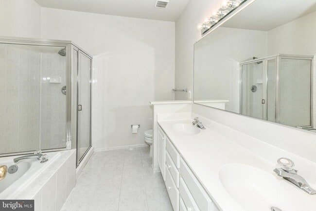 Building Photo - 9804 Bolton Village Ct