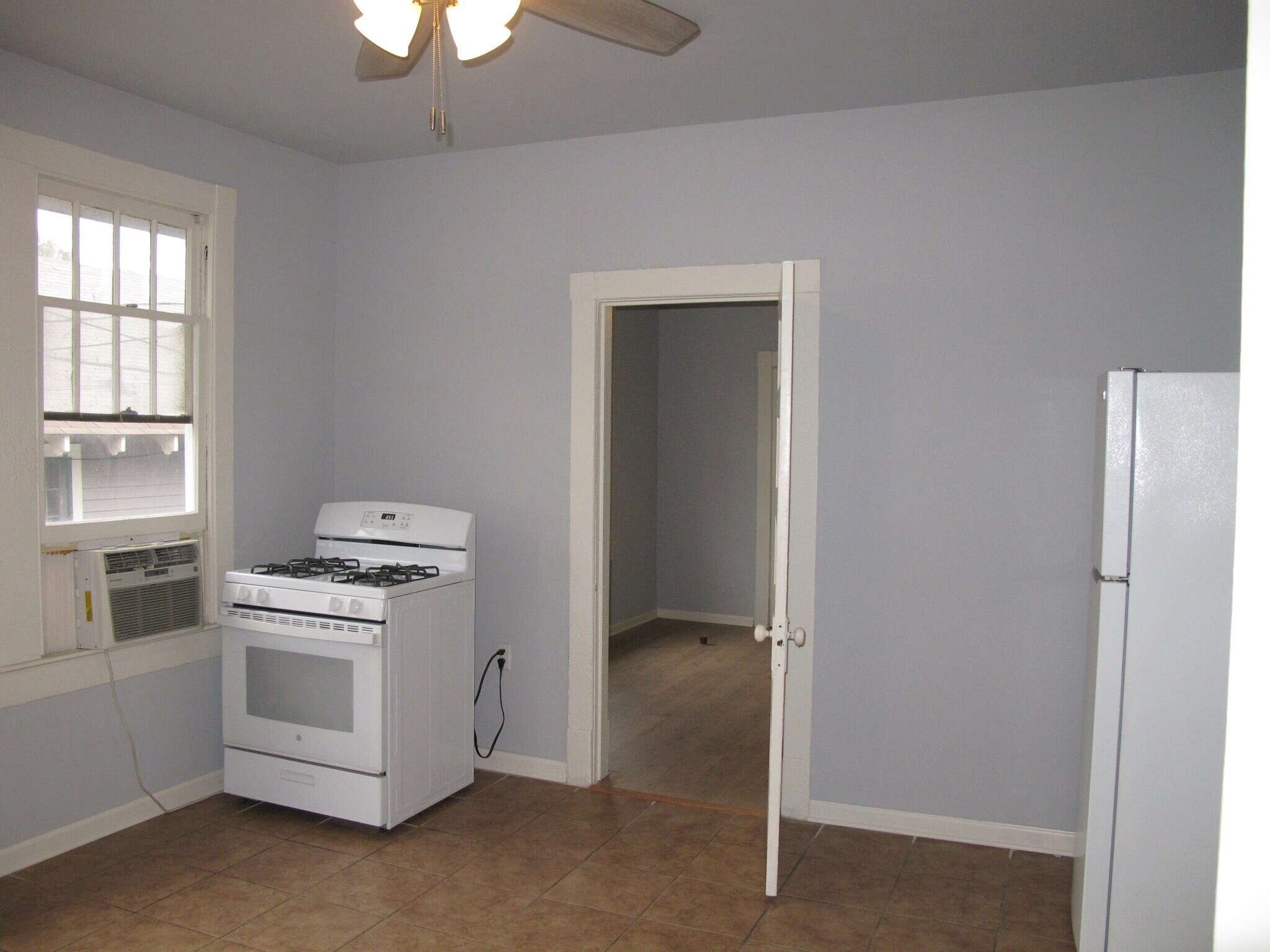 Building Photo - 2019 Oleander St