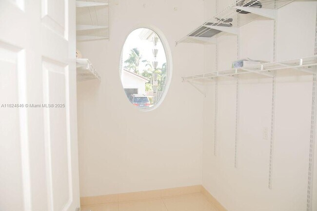 Building Photo - 8464 SW 138th St