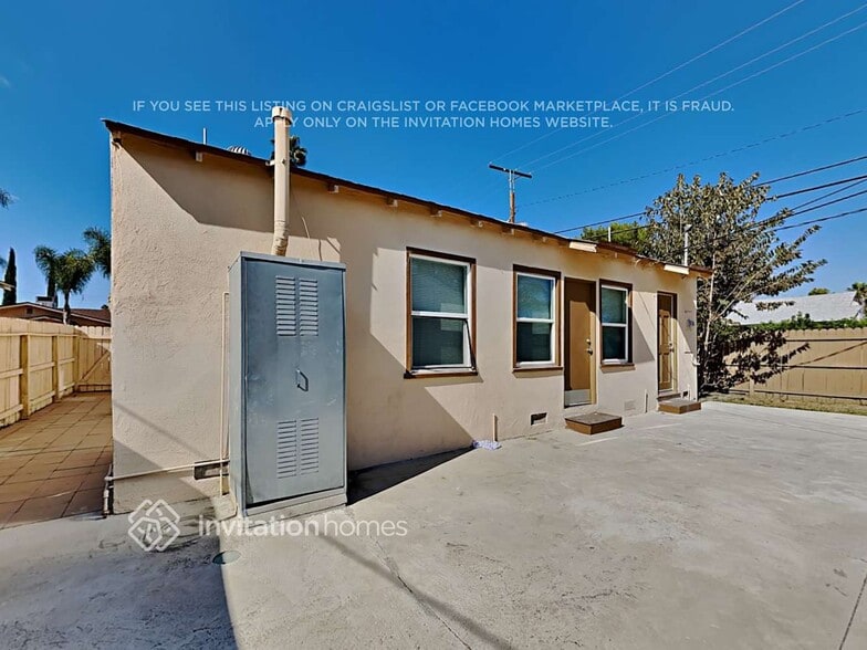 Building Photo - 6556 Beeman Ave