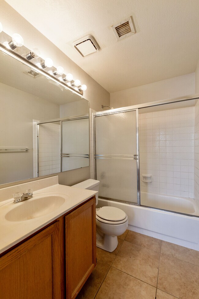 Building Photo - 4114 E UNION HILLS Dr