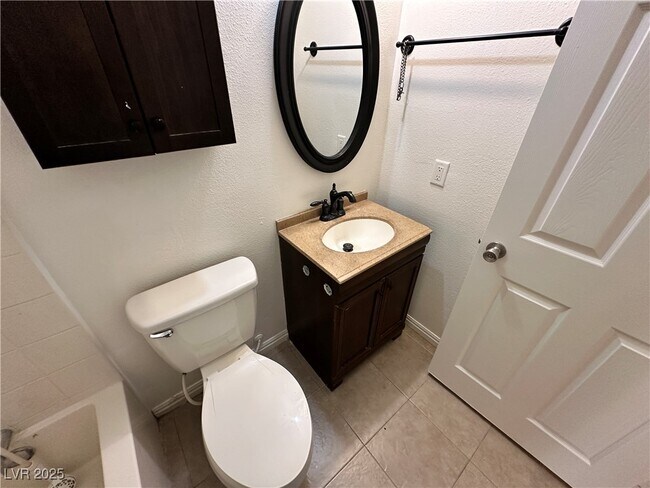 Building Photo - 5290 Panguitch Dr