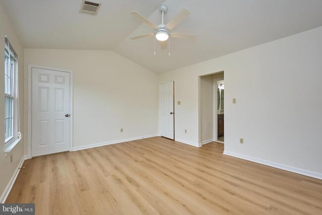 Building Photo - 8695 Ruby Rise Pl