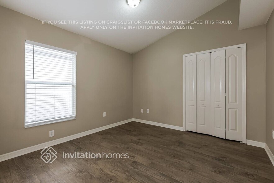 Building Photo - 12523 Lake Vista Dr