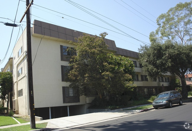 Building Photo - 705 N Monterey St