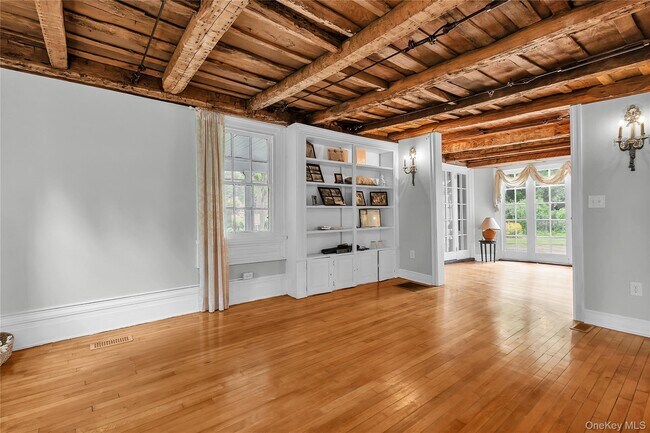 Building Photo - 115 Turk Hill Rd