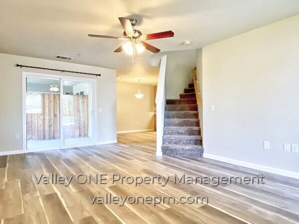 Building Photo - 1180 E Monte Vista Ave