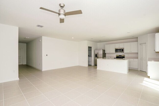 Building Photo - 1212 Belle Isle Ln