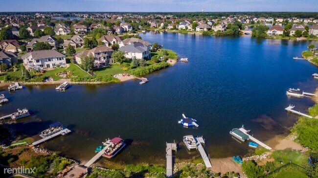 Building Photo - 4 br, 4.5 bath House - 2849 Aspen Lake Dr NE