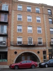 Building Photo - 452 Hanover St