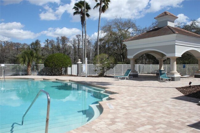Building Photo - 14036 Fairway Island Dr