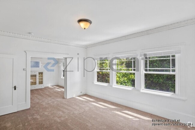 Building Photo - 3058 Brook St