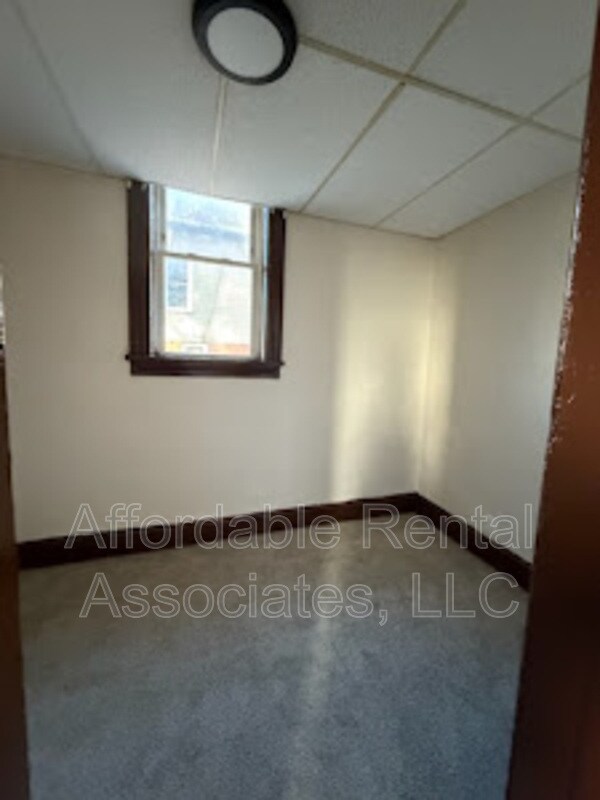 Building Photo - 1911 S 11th St