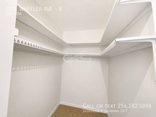 Building Photo - 2211 Wheeler Ave