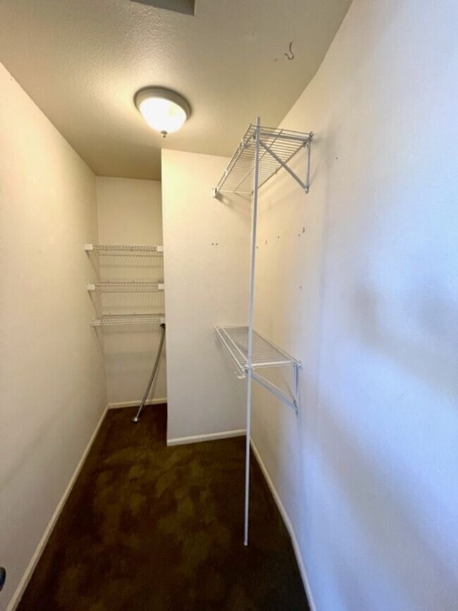 Building Photo - Water/Sewer/Garbage and landscaping included! A/C too!