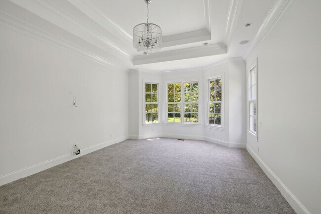 Building Photo - 3 Crooked Stick Ln