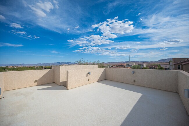 Building Photo - 8904 Harmony Hall Ave