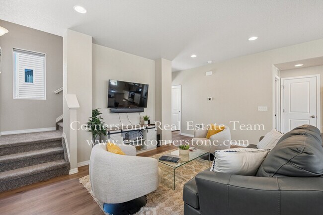 Building Photo - 7446 Marbled Wood Pt
