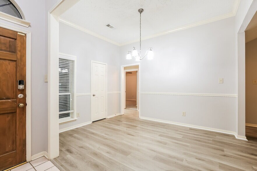 Building Photo - 3818 Beckett Ridge Dr