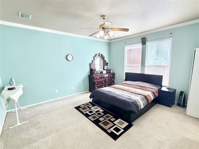 Building Photo - 652 Forest Hill Dr