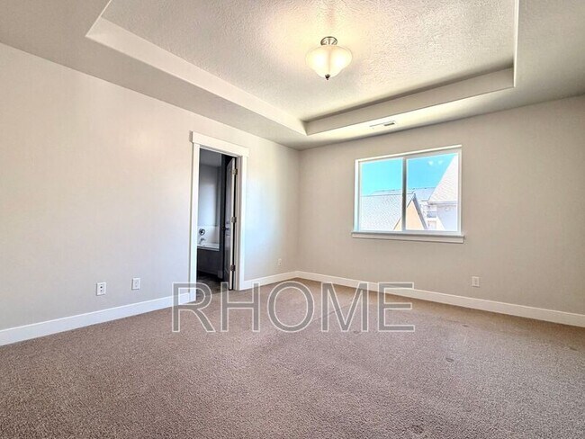 Building Photo - 4102 W 1800 N