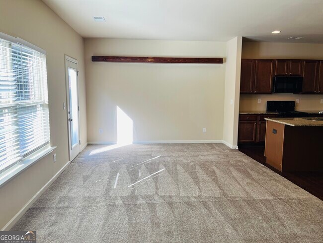 Building Photo - 261 Stillwood Dr