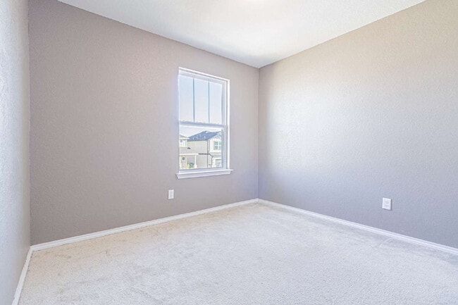 Building Photo - Energy-Efficient Two-Story Home in Northside ISD – Available for Lease!