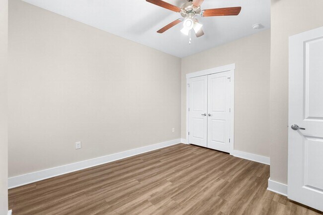 Building Photo - 118 N Sand Palm Rd