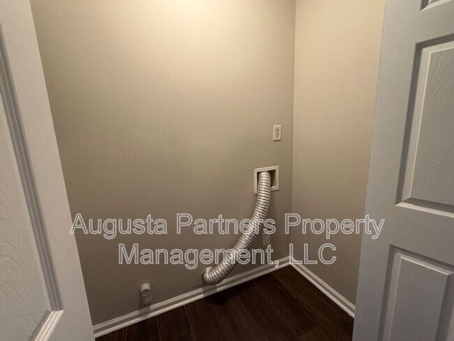 Building Photo - 3626 Pebble Creek Dr