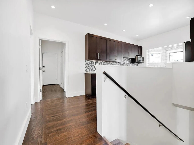 Walk up to full floor flat-ito the right is kitchen. - 1350 Dolores St
