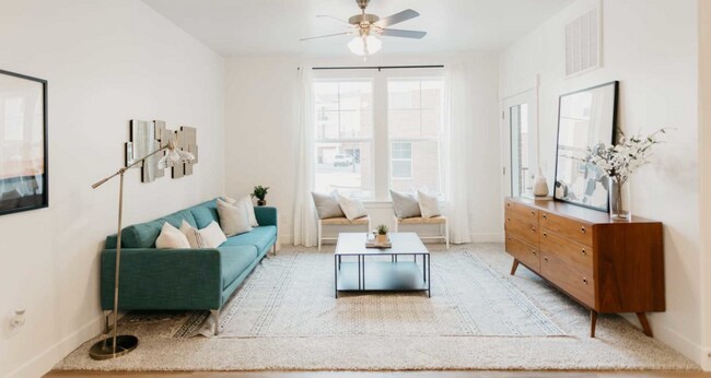 Primary Photo - Pet-Friendly 3BR in a Great Vineyard Locat...