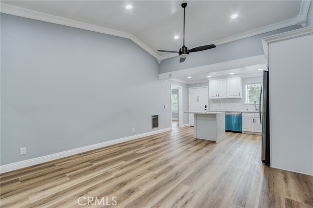 Building Photo - 23261 La Glorieta