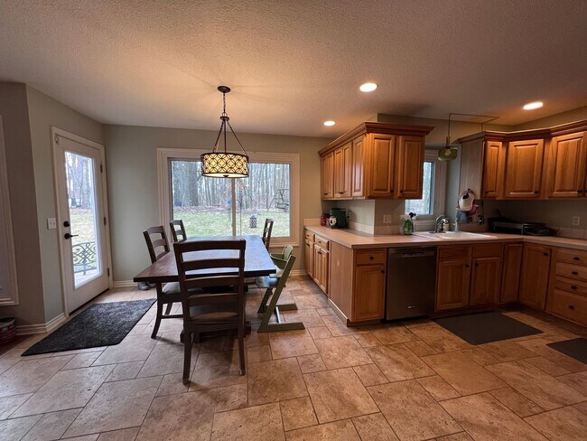 Building Photo - Furnished Rental in Lake Bella Vista – $3,700/Month