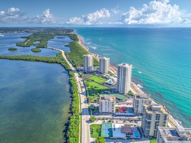 Building Photo - 5480 N Ocean Dr