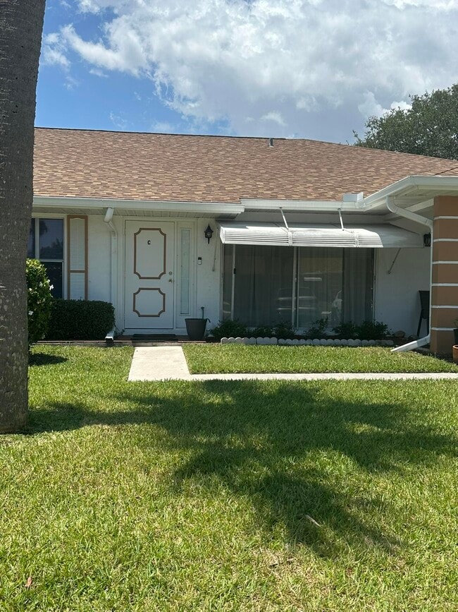 Primary Photo - 933 Savannas Point Dr