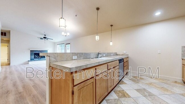 Building Photo - 14636 Jomark Ln