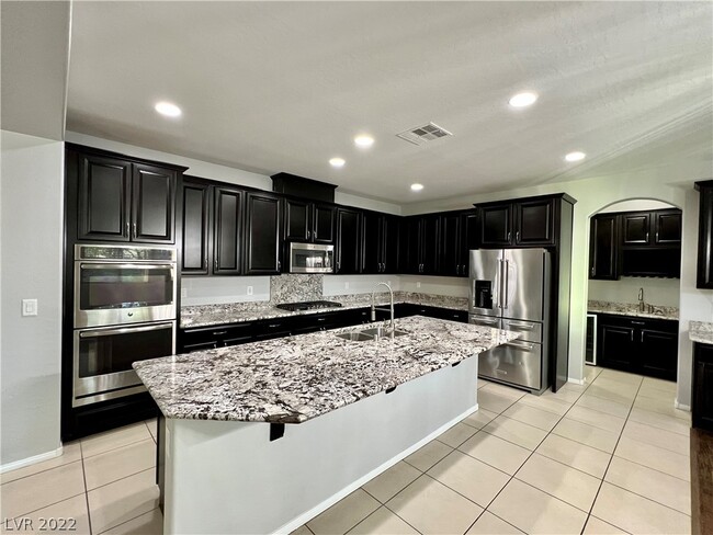 Building Photo - 10159 Meriweather Grove Ave