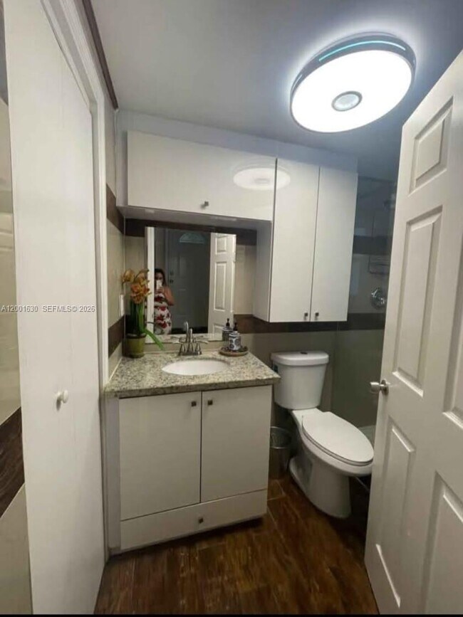 Building Photo - 315 NW 59th St