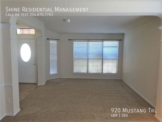 Building Photo - 920 Mustang Trail