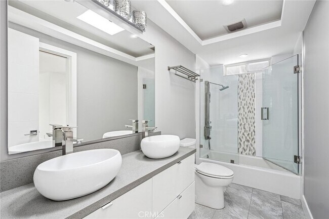 Building Photo - 48 Drakes Bay Dr